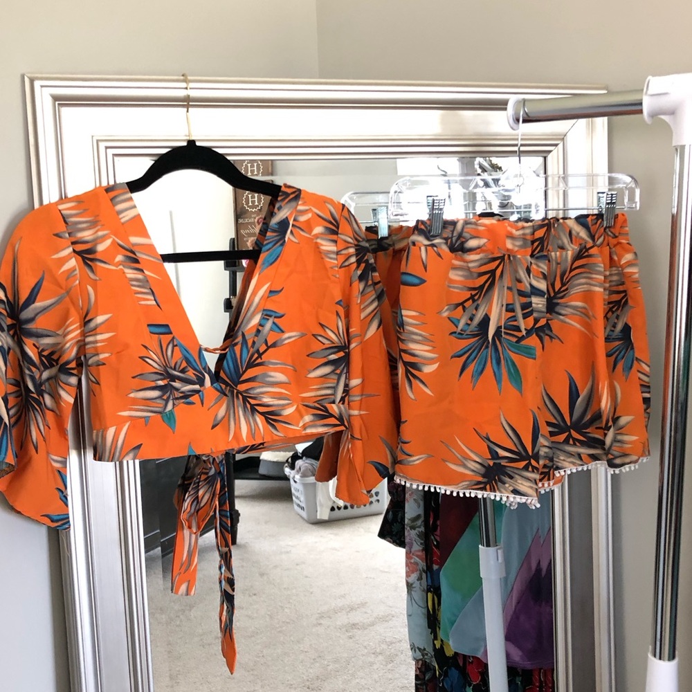 Floral Two Piece Set - Picture 3 of 6